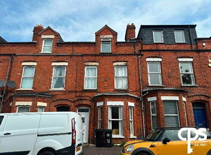6 Bedroom Terrace House For Sale In Wellesley Avenue, Belfast, BT9