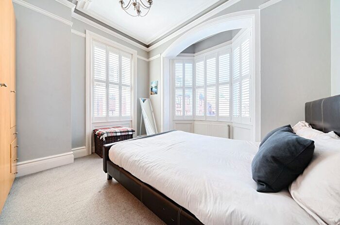 3 Bedroom End Terrace House For Sale In Hyde Street, Winchester, Hampshire, SO23