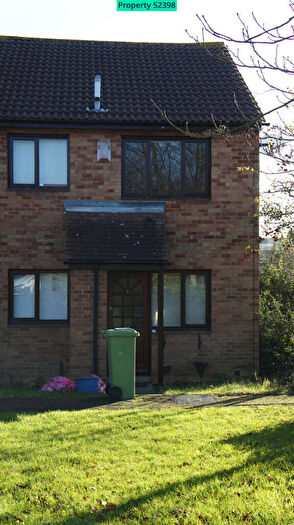 1 Bedroom Cluster House To Rent In Clay Hill, Two Mile Ash, Milton Keynes, MK8