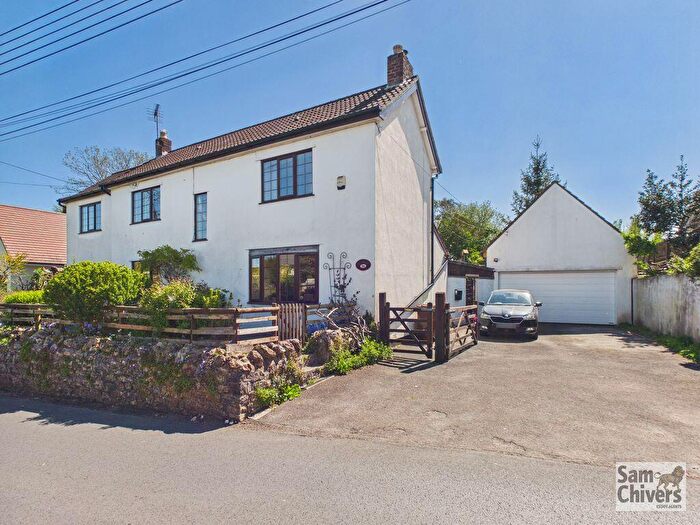 4 Bedroom Detached House For Sale In Bakers Lane, Chilcompton, BA3