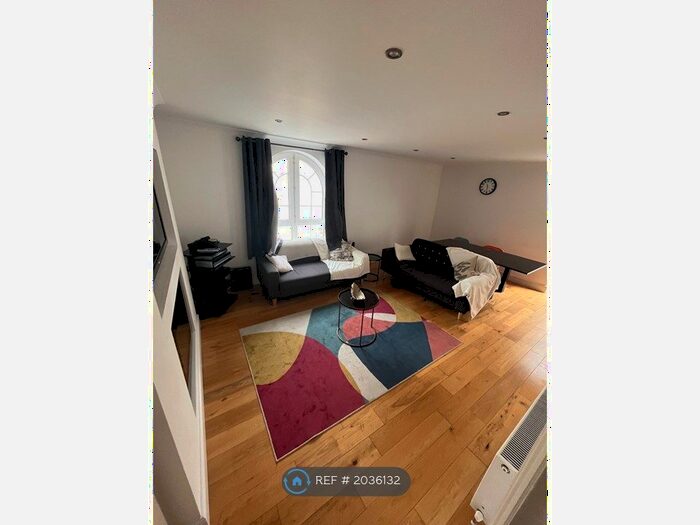 2 Bedroom Flat To Rent In Starboard Court, Brighton Marina Village, Brighton, BN2