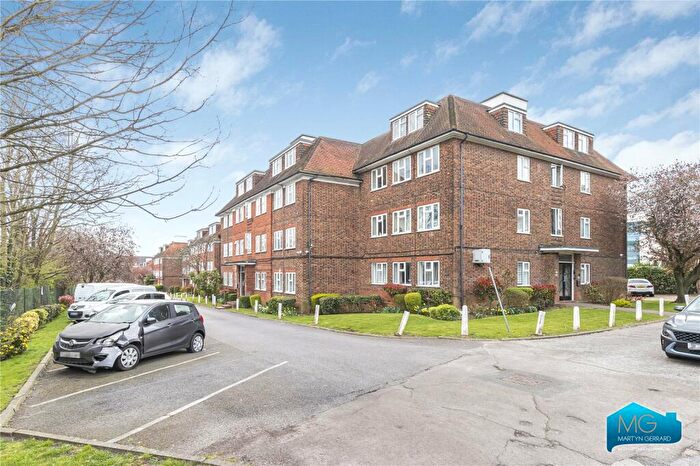 2 Bedroom Apartment To Rent In Granville Place, High Road, North Finchley, London, N12