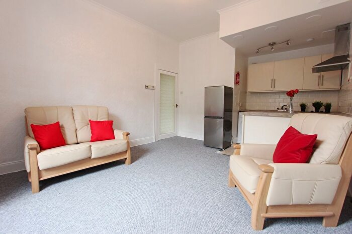 1 Bedroom Flat To Rent In Salmond Place, Edinburgh, EH7