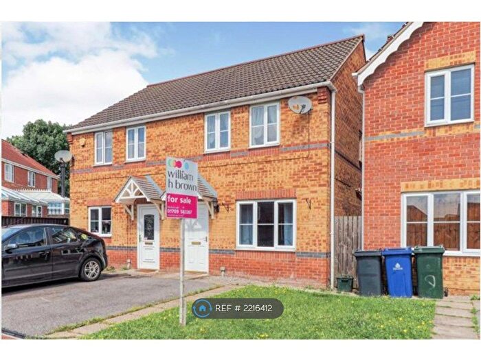 3 Bedroom Semi-Detached House To Rent In Kestrel Drive, Mexborough, S64