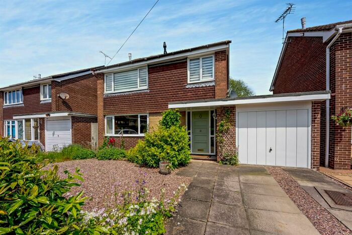 3 Bedroom Detached House For Sale In Croft Close, Rowton, Chester, CH3