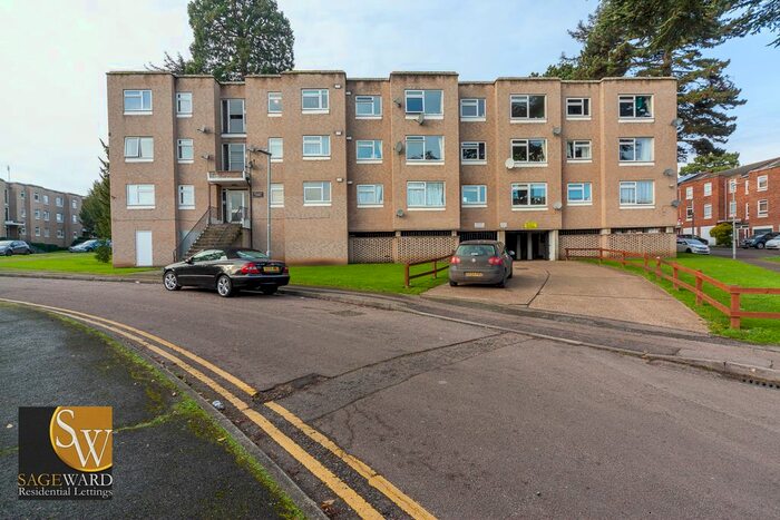 2 Bedroom Flat To Rent In Brunswick Court, Rawdon Drive, Hoddesdon EN11