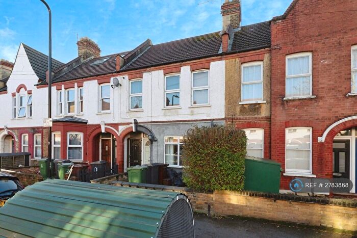 1 Bedroom Maisonette To Rent In Bloxhall Road, London, E10