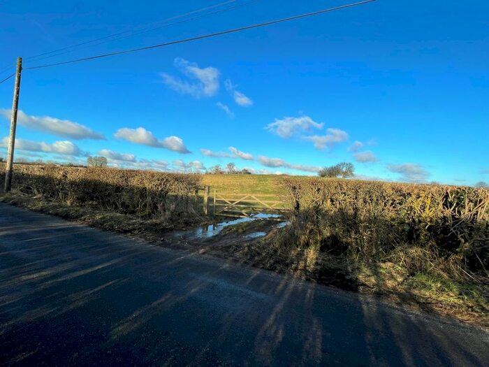 Land For Sale In Plot Shire Hill Farm, Lillingstone Lovell, Buckinghamshire, MK18