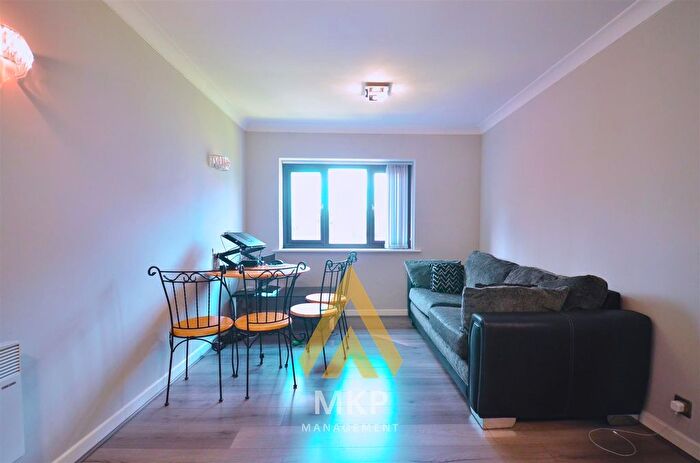 1 Bedroom Flat To Rent In King's Court, Bridge Street Birmingham, West Midlands, B1