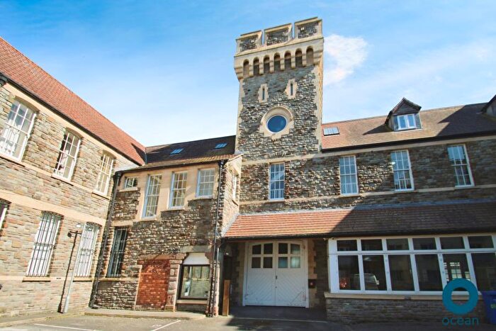 2 Bedroom Flat To Rent In St Peters Court, Bedminster, BS3