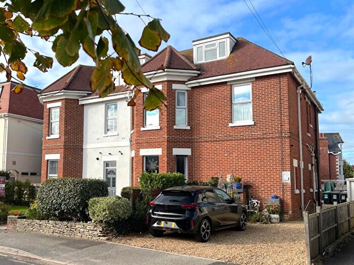 1 Bedroom Flat For Sale In Burlington Road, Swanage, BH19