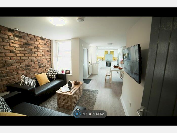 6 Bedroom Terraced House To Rent In Empress Road, Liverpool, L7