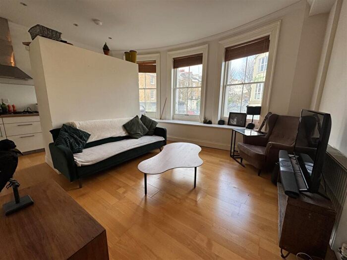 1 Bedroom Flat To Rent In Montpelier Apartments, Montpelier Road, Brighton, BN1