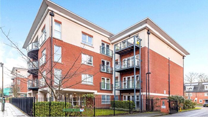 2 Bedroom Flat To Rent In Bramley Court, Orchard Grove, Orpington, BR6