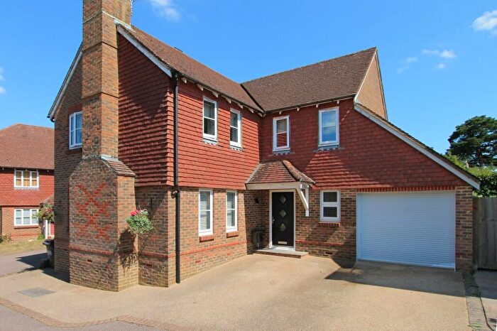 4 Bedroom Detached House For Sale In Rosemary Gardens, Burwash, Etchingham, TN19