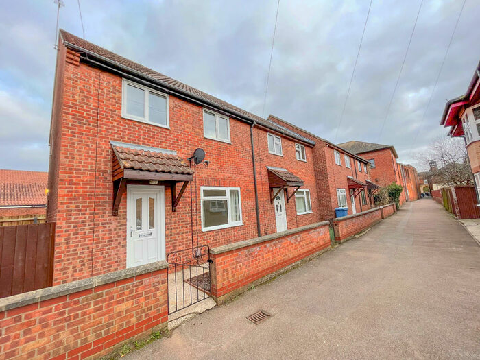3 Bedroom End Of Terrace House To Rent In New Cut, Newmarket, Suffolk, CB8