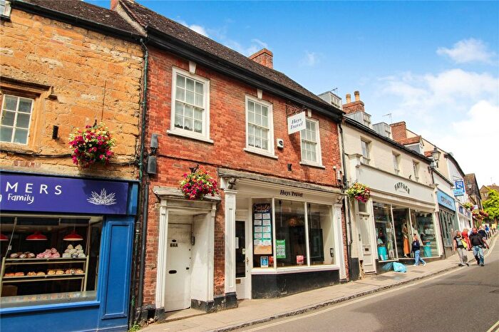 3 Bedroom Flat To Rent In Cheap Street, Sherborne, Dorset, DT9
