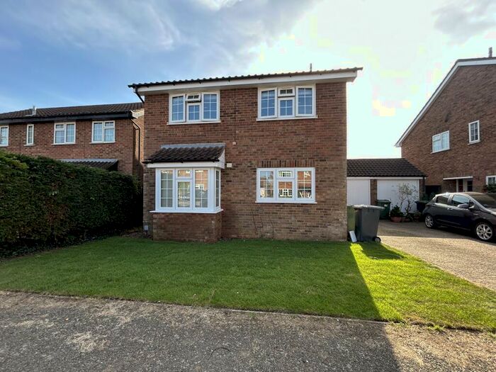 4 Bedroom Detached House To Rent In Washingleys, Cranfield, MK43