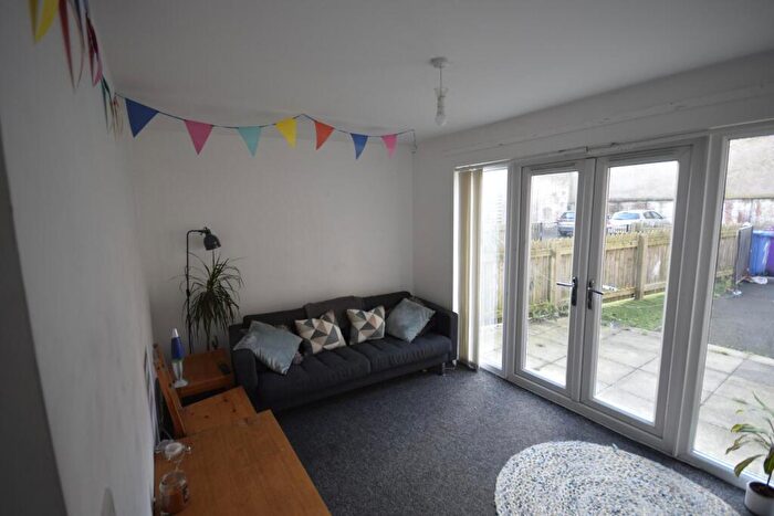 4 Bedroom House To Rent In Stanza Court, Liverpool, L5