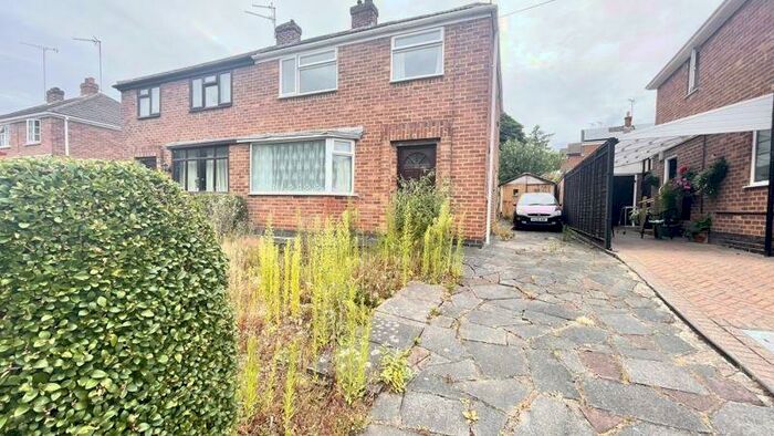 3 Bedroom Semi-Detached House For Sale In Temple Hill, Whitwick, LE67