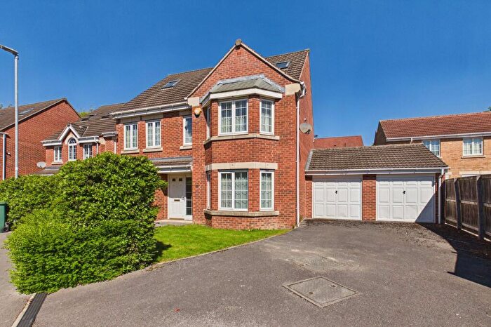 5 Bedroom Detached House For Sale In Lilac Court, Leeds, West Yorkshire, LS14