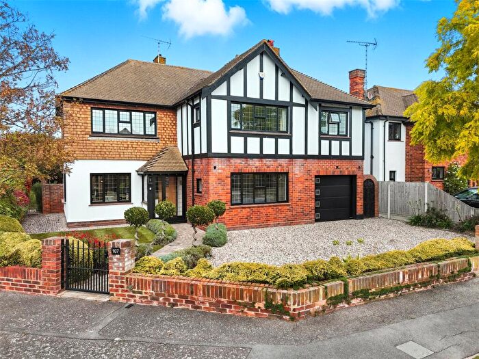 5 Bedroom Detached House For Sale In Wyatts Drive, Thorpe Bay, Essex, SS1