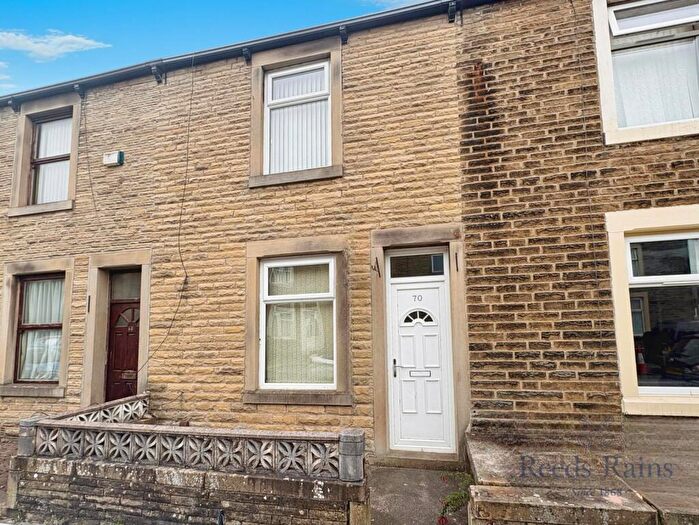 3 Bedroom Terraced House To Rent In Kyan Street, Burnley, Lancashire, BB10