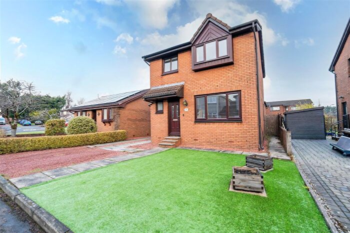 3 Bedroom Detached House For Sale In Barnes Green, Livingston, EH54
