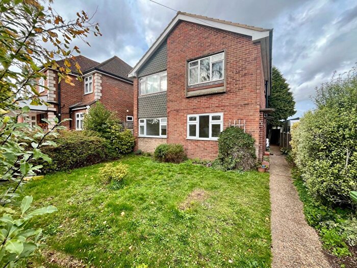 2 Bedroom Maisonette To Rent In Chattern Hill, Ashford, TW15