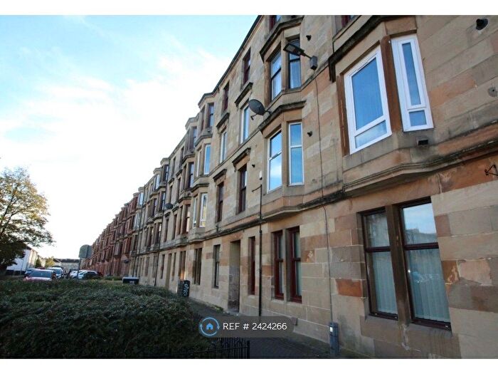 2 Bedroom Flat To Rent In Mckerrell Street, Paisley, PA1