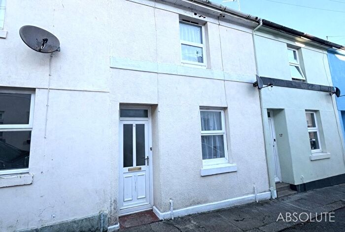 2 Bedroom Cottage To Rent In Princes Street, Paignton, TQ3