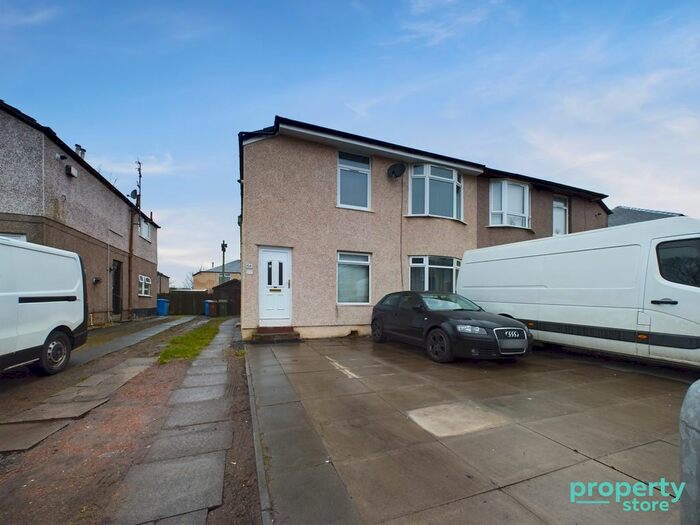 3 Bedroom Flat To Rent In Ardmay Crescent, Kings Park, Glasgow, G44