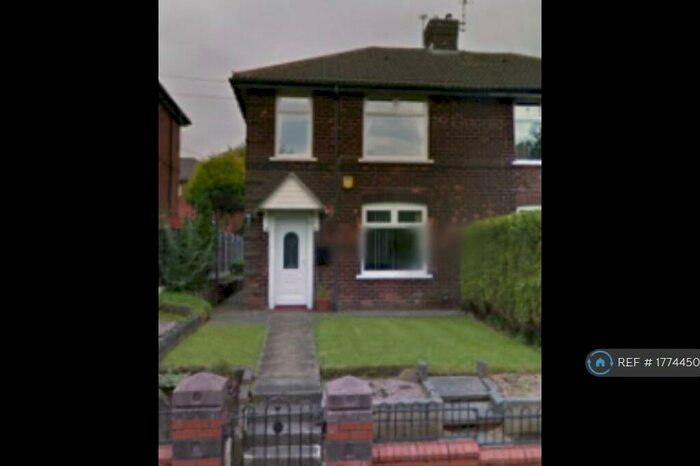 3 Bedroom Semi-Detached House To Rent In Rooley Moor Road, Rochdale, OL12