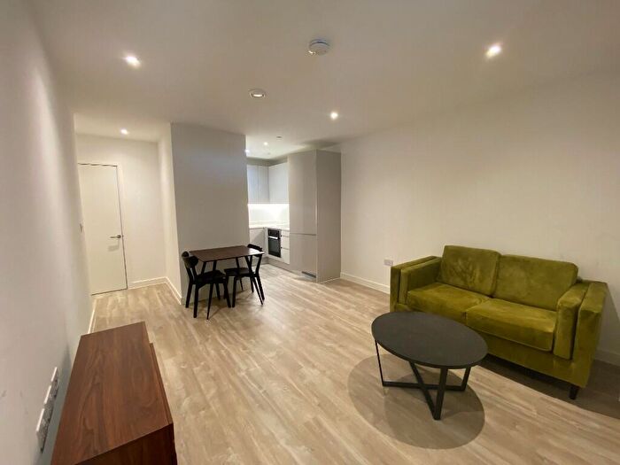 2 Bedroom Flat To Rent In Queen Street, Manchester, , [Ref: Bp], M3