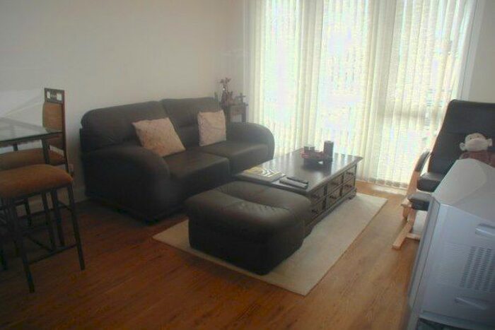 2 Bedroom Flat To Rent In Wheeleys Lane, Birmingham, B15