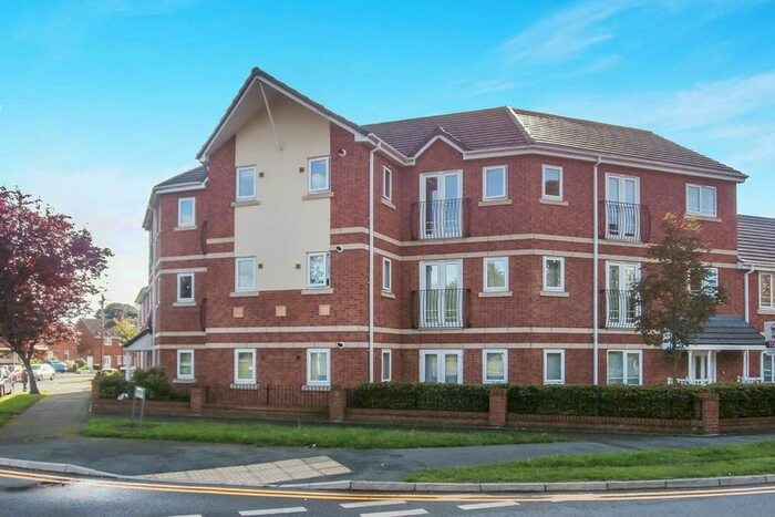 2 Bedroom Flat To Rent In Patshull Avenue, Wolverhampton, WV10