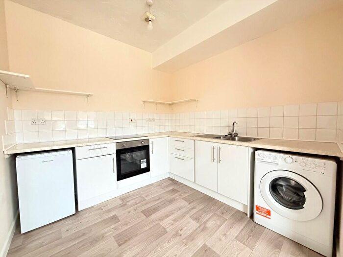 1 Bedroom Mews To Rent In Kneesworth Street, Royston, Hertfordshire, SG8