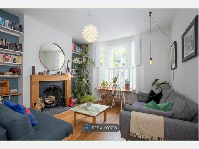 1 Bedroom Flat To Rent In Vicarage Grove, London, SE5