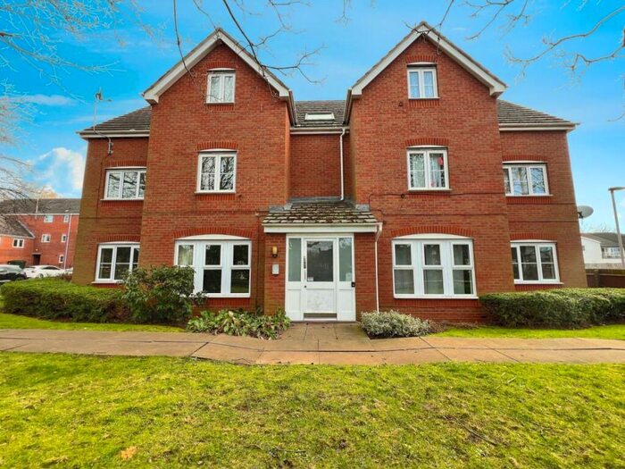 2 Bedroom Flat To Rent In Hickory Close, Coventry, CV2