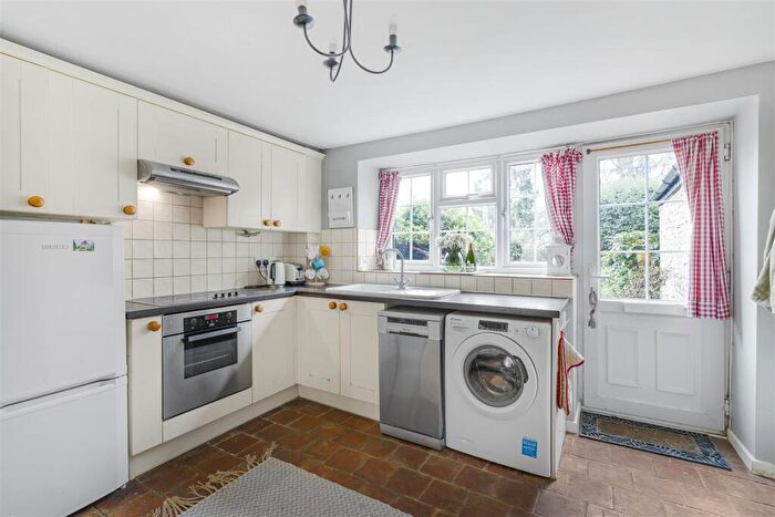 2 Bedroom Cottage To Rent In Black Bull Lane, Fencott, Kidlington, OX5