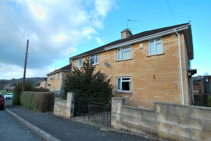 3 Bedroom House To Rent In Rudmore Park, Bath, BA1