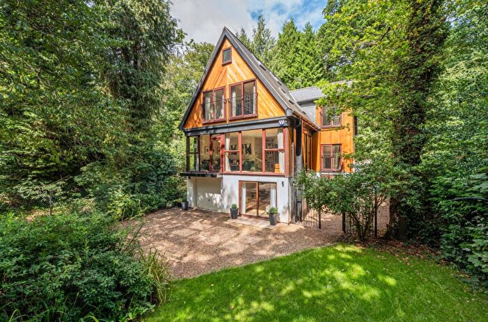 6 Bedroom Detached House For Sale In Gosshill Road, Chislehurst, BR7