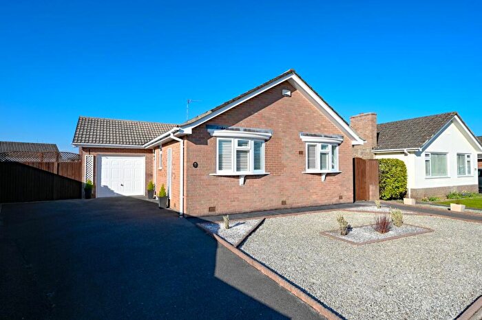 2 Bedroom Bungalow For Sale In Mimosa Avenue, Wimborne, BH21