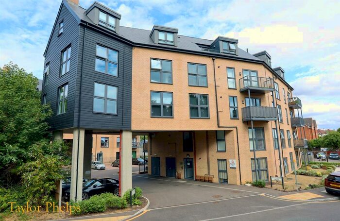 1 Bedroom Apartment To Rent In Navigation Drive, Ware - Balcony, SG12