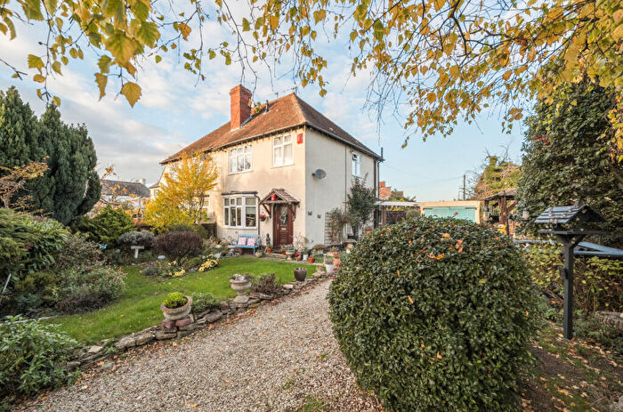 3 Bedroom Semi Detached House For Sale In Pecked Lane, Bishops Cleeve, Cheltenham, GL52