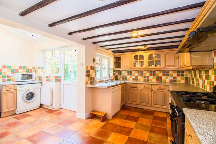 4 Bedroom Cottage To Rent In Bicester Road, Gosford, Kidlington, OX5