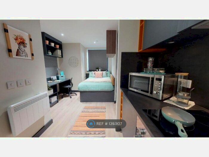 Studio To Rent In Regent Hill, Brighton, BN1