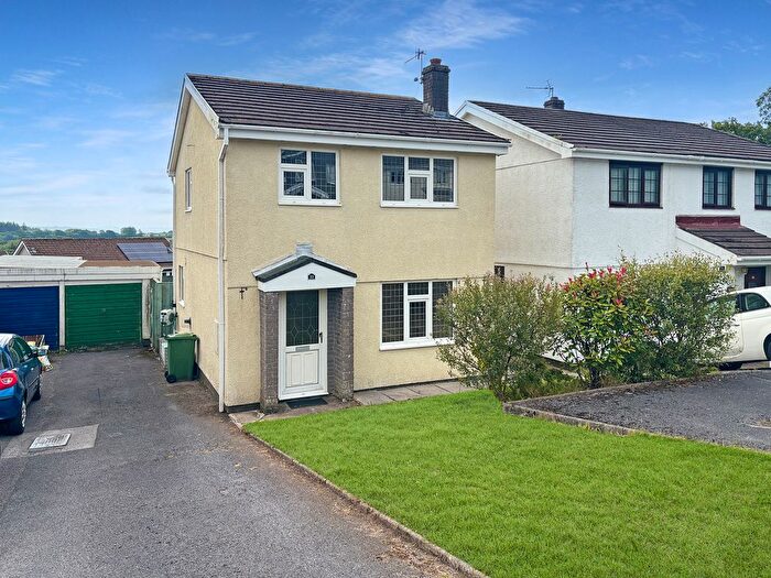 3 Bedroom Detached House For Sale In Erw Non, Llanelli, SA14