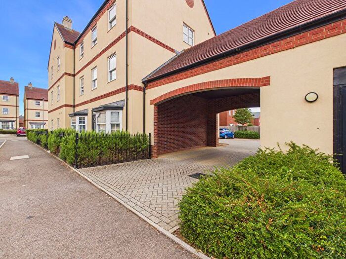 2 Bedroom Apartment To Rent In Walston Way, Brampton, PE28