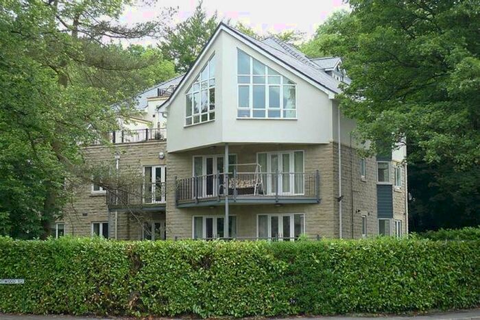 2 Bedroom Flat To Rent In Brown Edge Road, Buxton, Derbyshire SK17